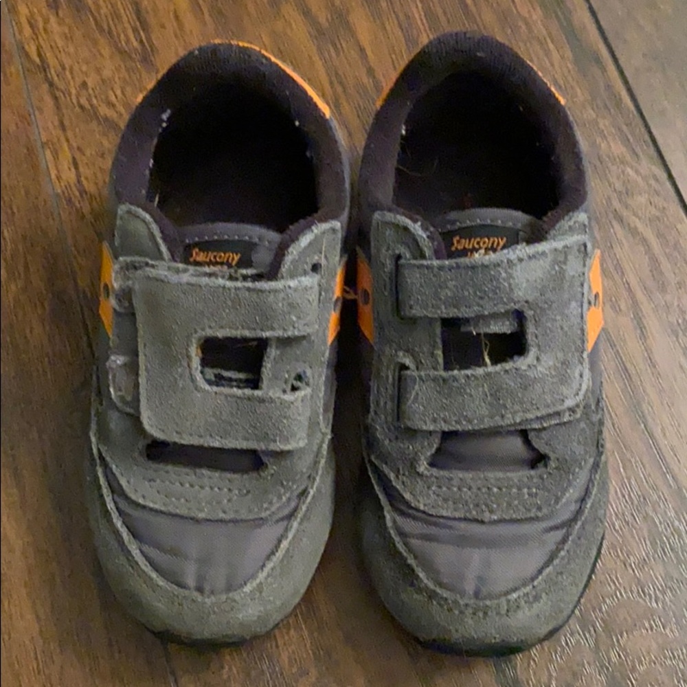 Toddler Saucony Shoes (Navy with orange)